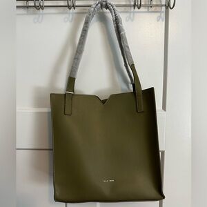 NWT Pixie Mood Alicia w/ makeup bag Sage green